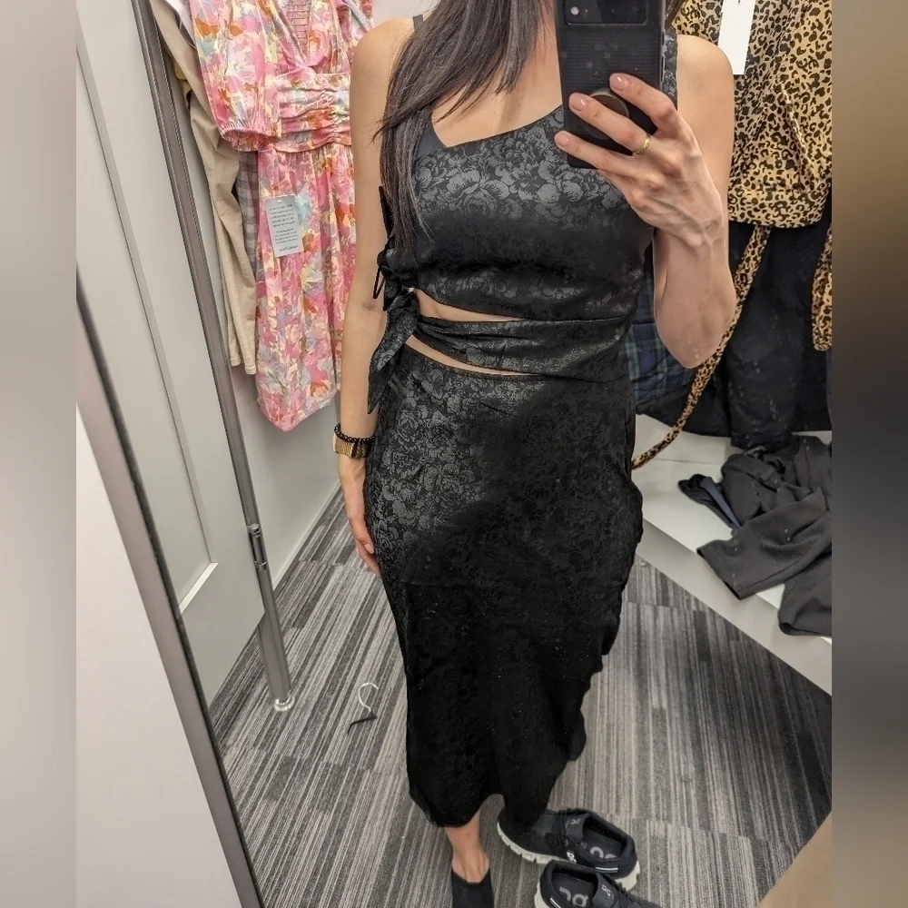 WAYF Untouchable Floral Jacquard Cutout Detail One-Shoulder Dress BLACK Sz Small - Picture 6 of 8